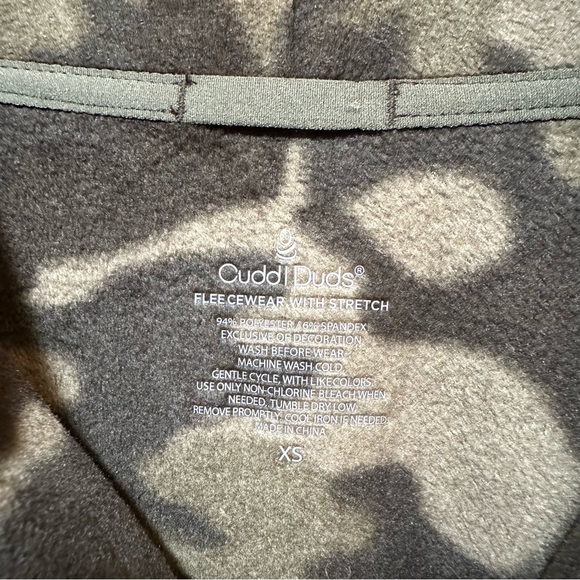 Cuddl Duds Camo Cardigan - Picture 4 of 7